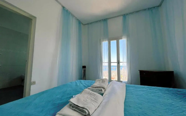 Sea View Spacious Private Villa in Lapta