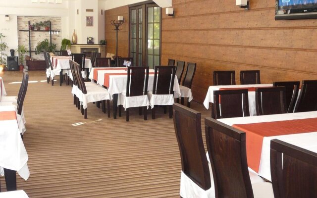 Hotel Priroda Боровец питание
