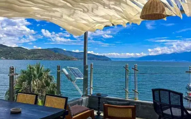 Dali Guqinhai Sea Viewing Inn