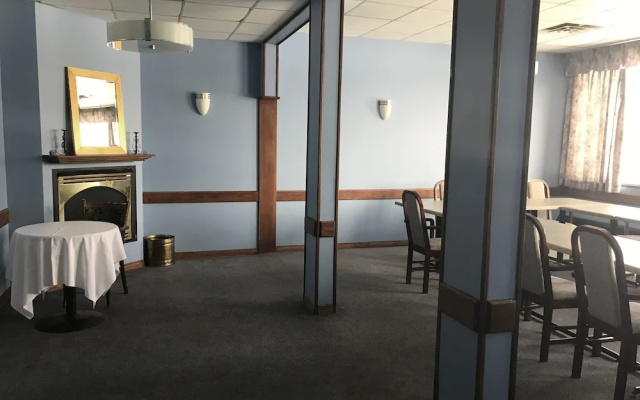 Quality Inn & Suites High Level