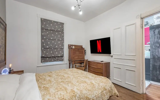 Beautiful 2 BR in the Heart of Downtown