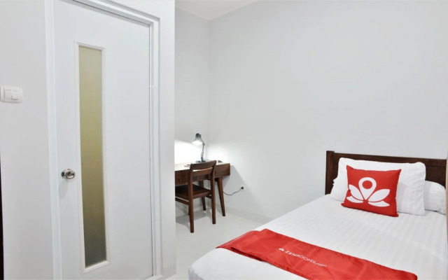 ZEN Rooms Bintaro Sector 3