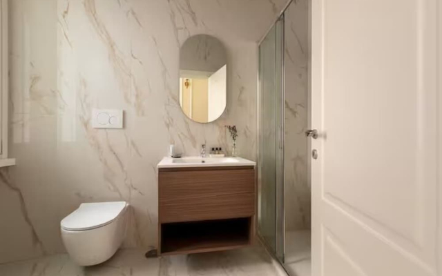 SJR Luxury Apartment Trevi Fountain