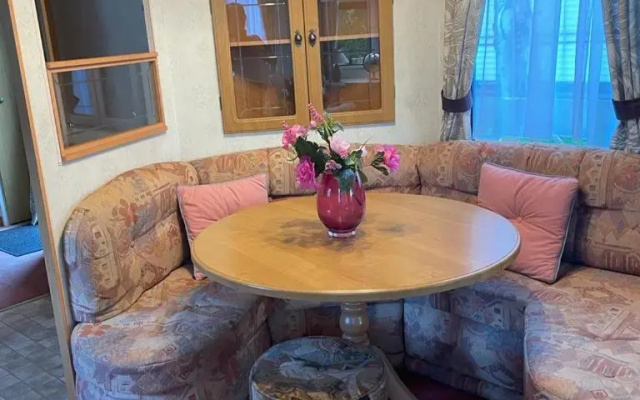 15 Glenfinart Caravan Park