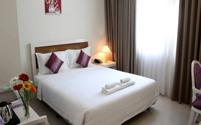 Bizu Hotel II