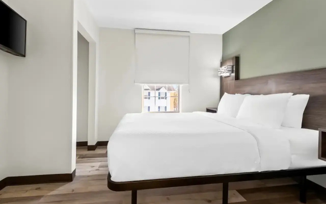 Quality Inn & Suites Columbia Harbison