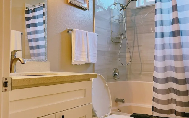 New Remodeled 17mile-Disney