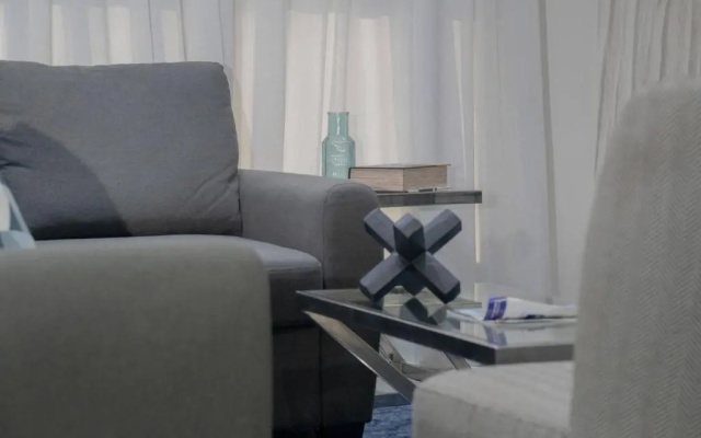 Downtown 1br Cozy Stylish Sleeps4wifigymjacuzzi D7