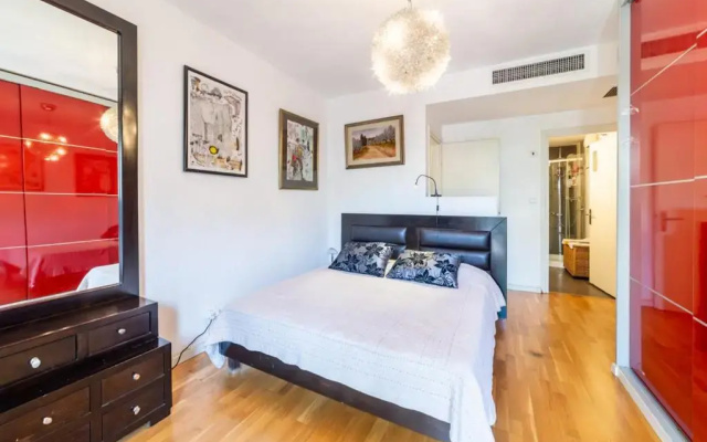 Amazing 1BR Penthouse with terrasse near Neve tzedek