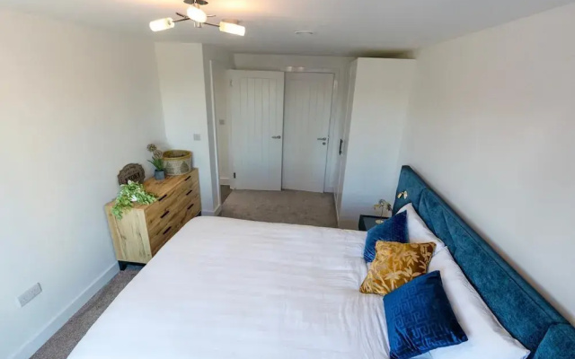 Luxe I Penthouse I Balcony I City Views I Parking I Liverpool City Center I