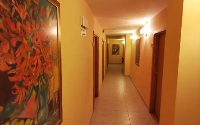 Hotel I Restauracja Teresita