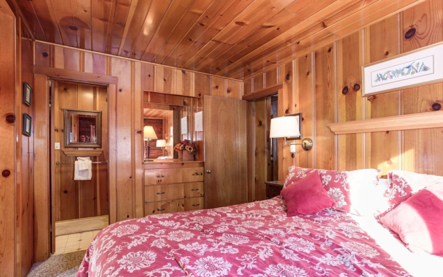 Hansen Cabin