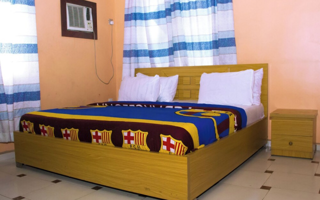 Intelligent hotel and suites