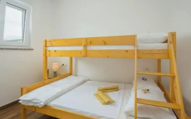 Apartment Alice close to Pula centre