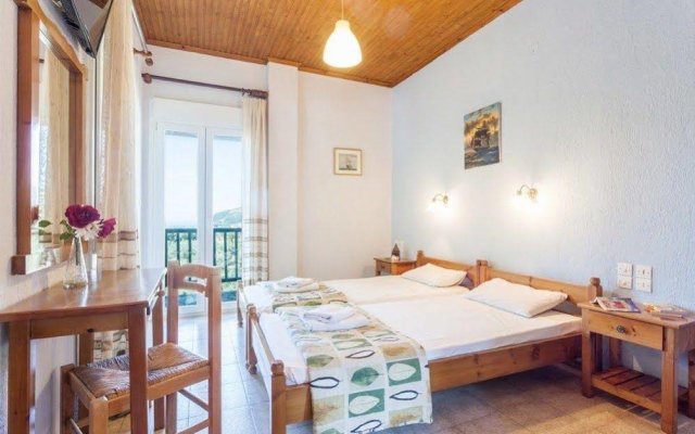 Pefkos Studios And Apartments in Skopelos, Greece from 131$, photos, reviews - zenhotels.com