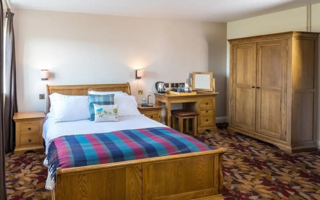 Three Horseshoes Inn