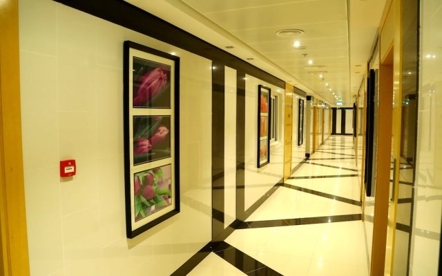 Tulip Al Barsha Hotel Apartment 1
