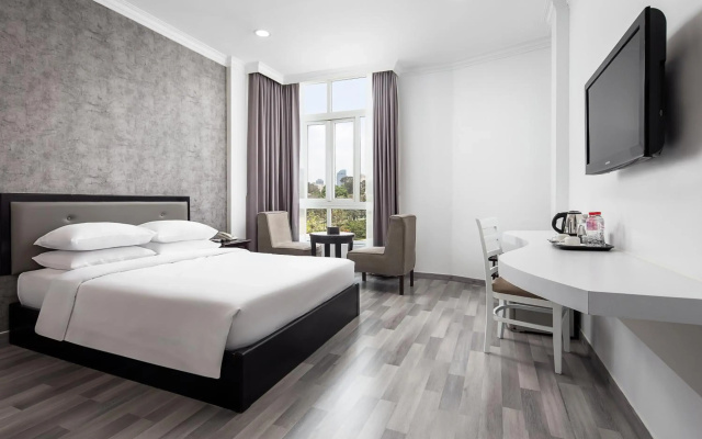 King Grand Boutique Hotel