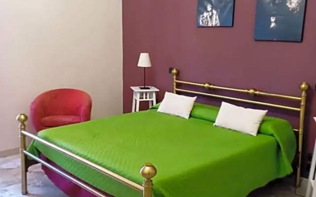 Bed Breakfast Feel Good