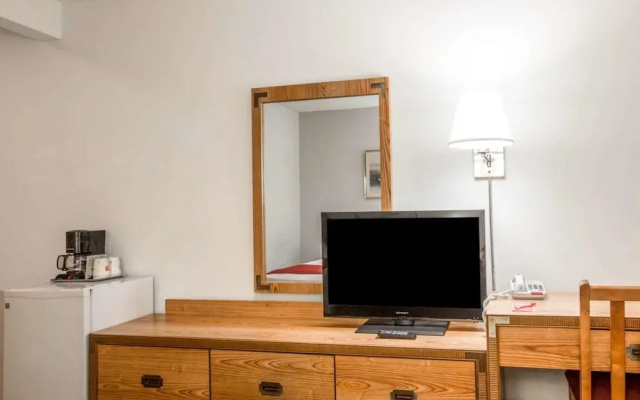 Rodeway Inn Lake Placid South