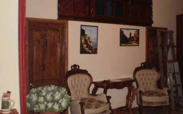 Victoria Hostal