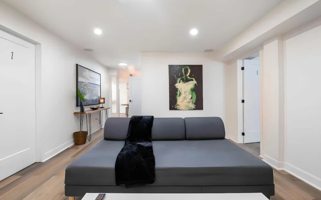 Cheerful and Modern