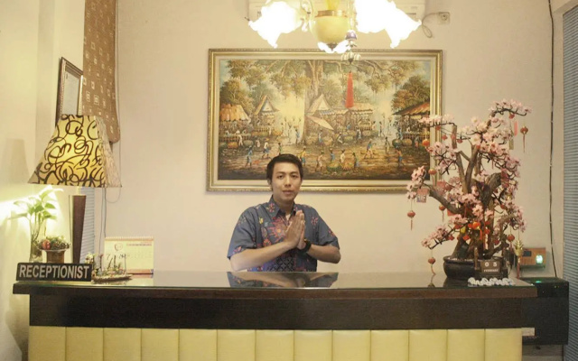DPT 33 Budget Hotel