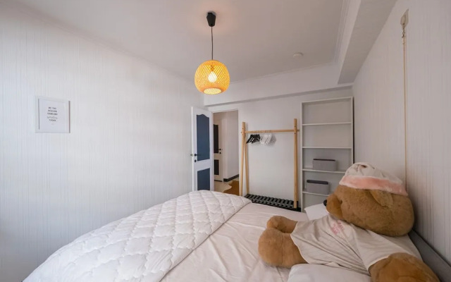 Apartment With 3 Bedrooms Near the sea