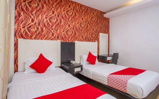 OYO 44037 King Park Hotel