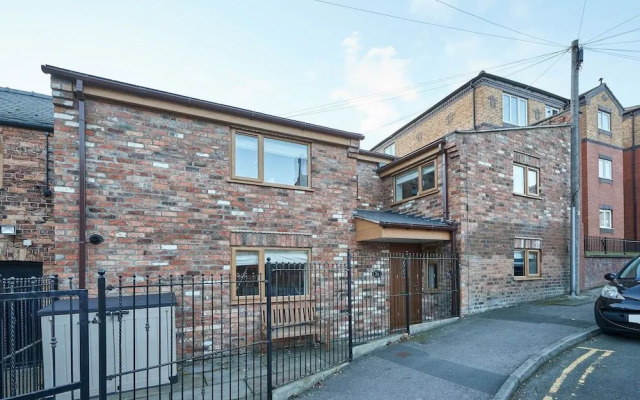 Sitwell Cottage