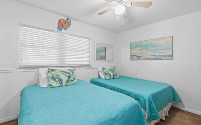 Sea Coast Condominium 418