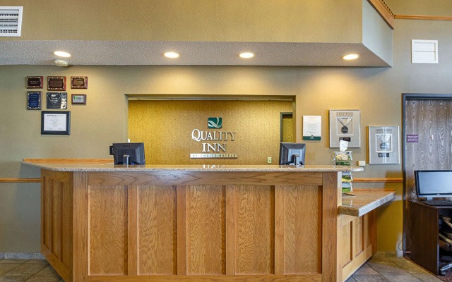 Quality Inn Mineral Point