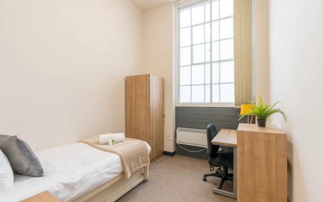 JOIVY Meadows Park En-Suite Rooms