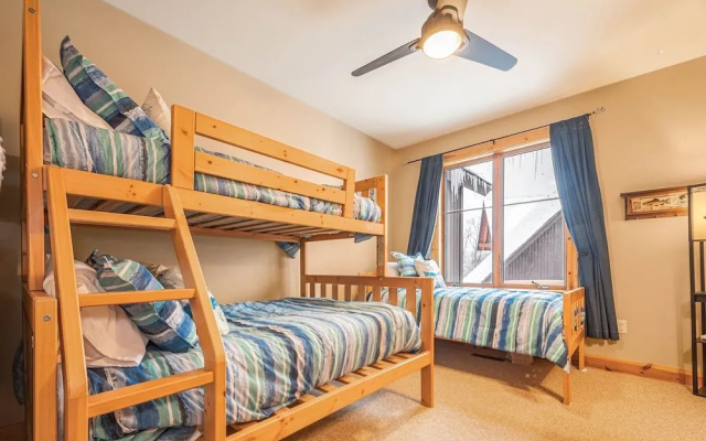 Baraboo Lodge