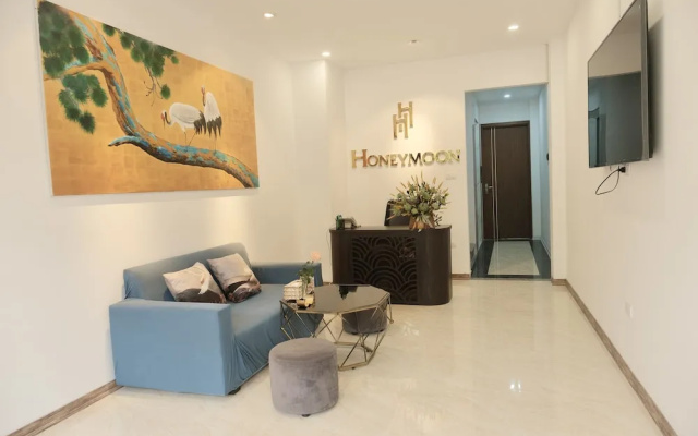 Honeymoon Hotel 2