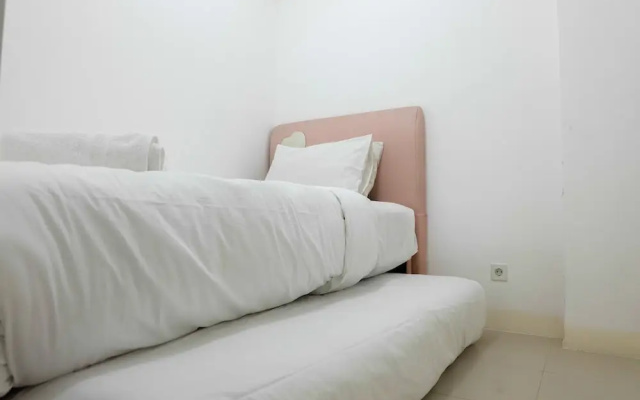 Compact Bassura City Apartment near Jatinegara