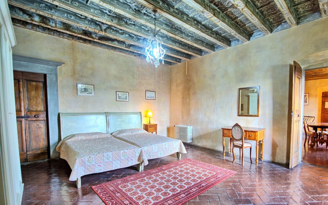 Castello di Montegufoni