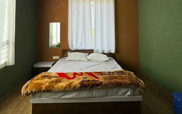 Hotel Raghukul