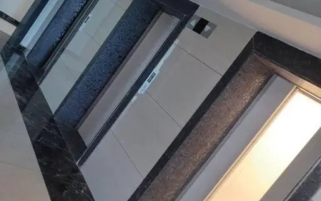 Lovely Studio apartment 1-bedroom with small kitchen and pool
