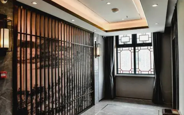 Yingxiang Business Hotel