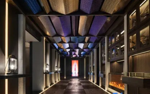 YU Hotel