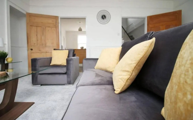 Spacious Georgian Apartment 5 mins from Bath Abbey