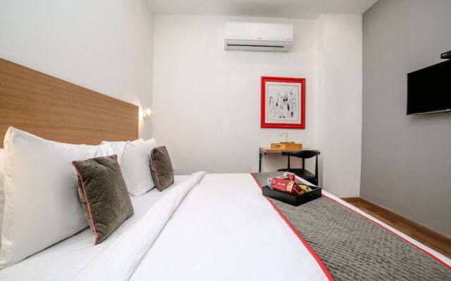 OYO Townhouse 080 Meera Bagh