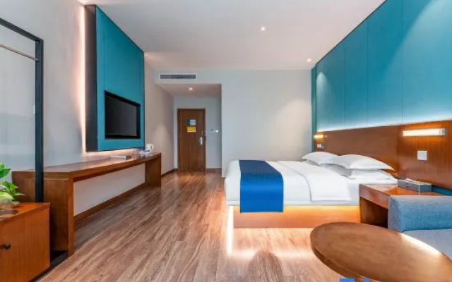 Jinjing Select Hotel (Xintian 360 South Airlines Branch)