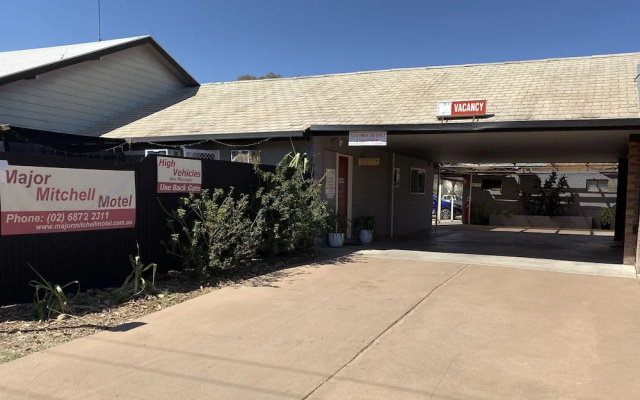 Major Mitchell Motel