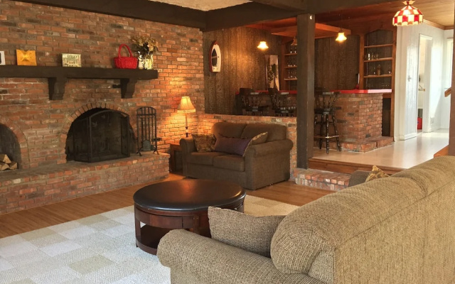 Chalet on Berry