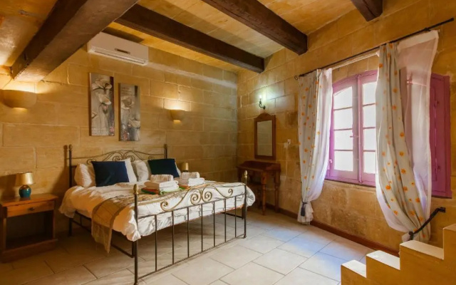 Gozitan Farmhouse with Pool - PP 1