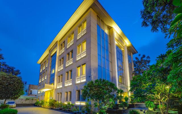 Отель The Muse Sarovar Portico - Nehru Place Индия, Нью-Дели - отзывы, цены и фото номеров - забронировать отель The Muse Sarovar Portico - Nehru Place онлайн вид на фасад