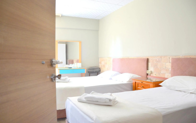 Elit Hotel Saray