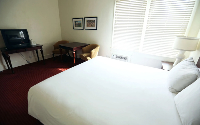 Hotel Atwater